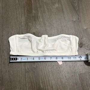 Victoria secret strapless bra